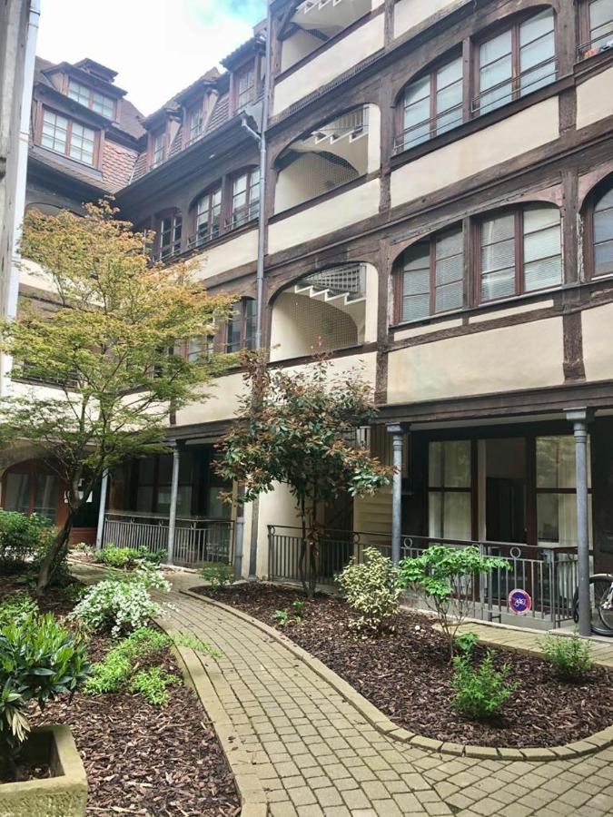 New Duplex De Charme Au Pied De La Cathedrale Carre D'Or Apartment สตราสบูร์ก ภายนอก รูปภาพ
